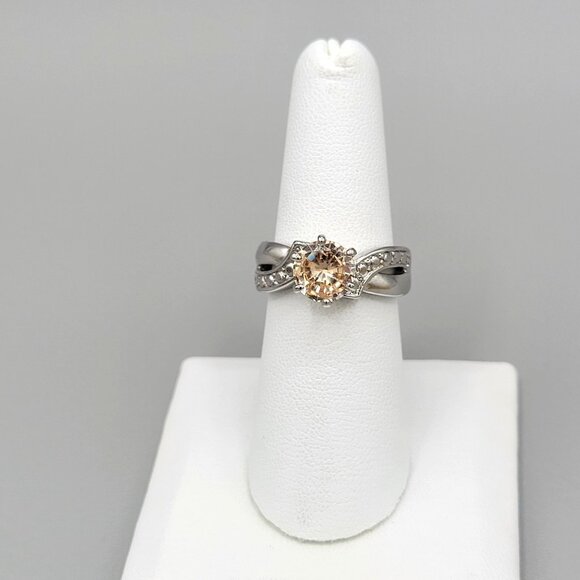 Silver Tone Citrine Cocktail Ring Studded Side Accents Size 6 3/4 - Picture 4 of 8